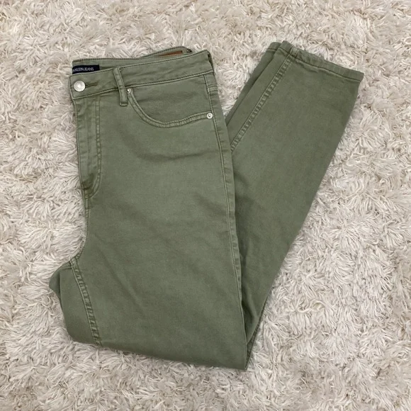 Calvin Klein Jeans- Light Army Green Color - Picture 2 of 6